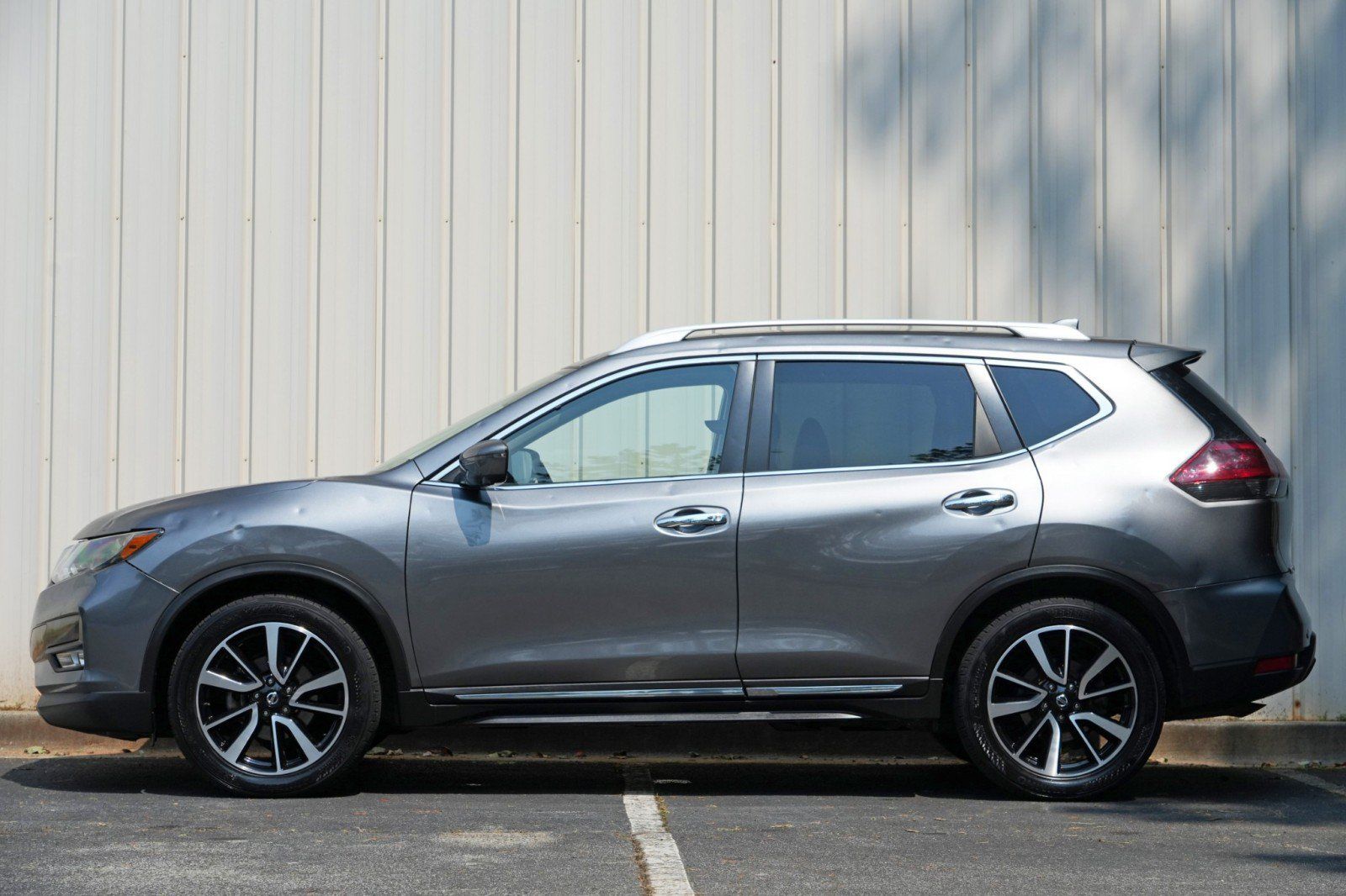 Used 2020 Nissan Rogue SL FWD image 8
