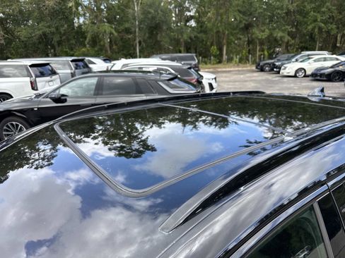 New 2025 Cadillac XT5 Sportv AWD/4WD image 11