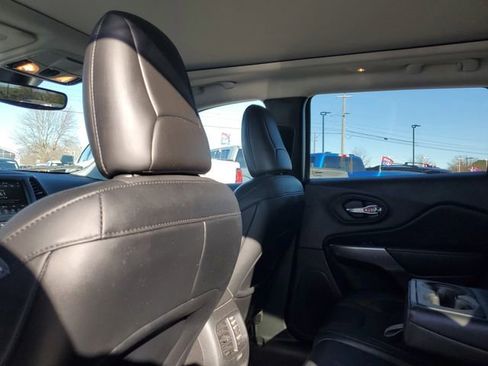 Used 2022 Jeep Cherokee Latitude Lux w/ Sun & Sound Group image 33