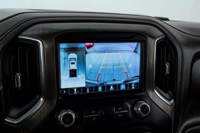 Used 2020 GMC Sierra 1500 Denali w/ Denali Ultimate Package AWD/4WD image 23