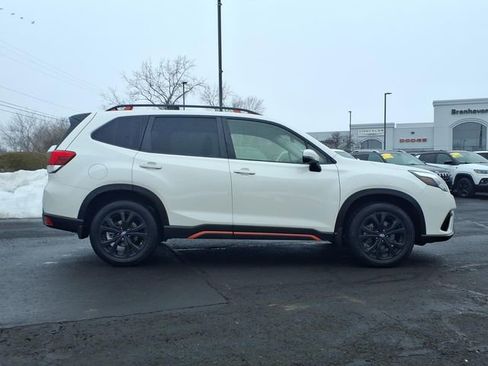 Used 2024 Subaru Forester Sport image 2