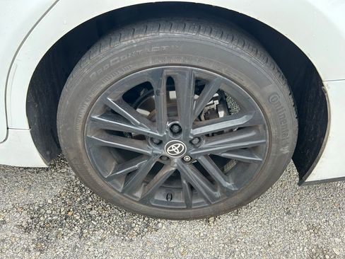 Used 2025 Toyota Camry SE w/ Multimedia Upgrade Package FWD image 10