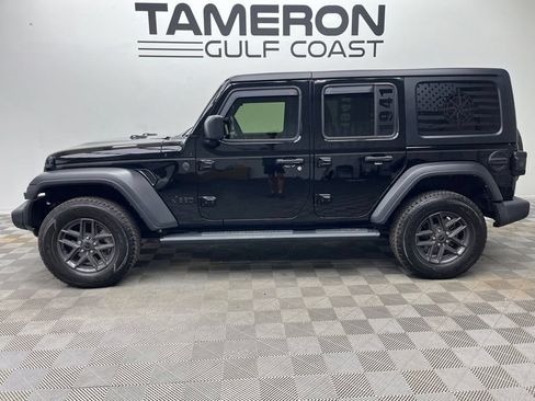 Used 2024 Jeep Wrangler Unlimited Sport AWD/4WD image 6