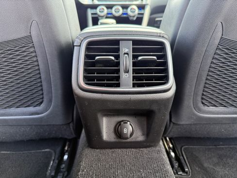 Used 2019 Genesis G70 2.0T Advanced w/ Elite Package image 31