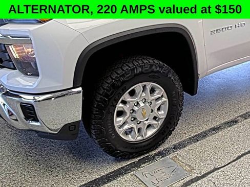 Used 2024 Chevrolet Silverado 2500 LT image 7