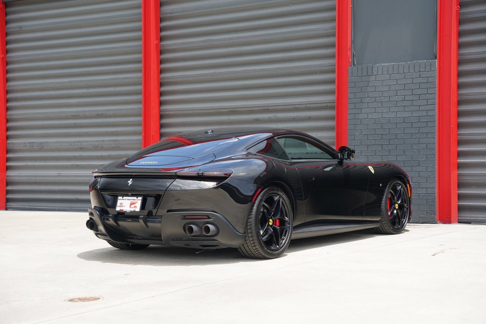 Used 2023 Ferrari Roma RWD image 11