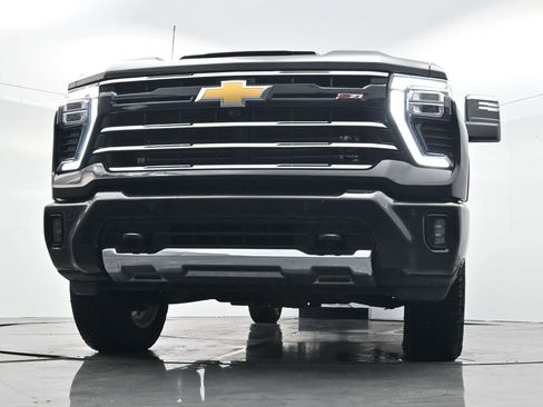 Used 2025 Chevrolet Silverado 2500 LTZ w/ Z71 Chrome Sport Edition image 30