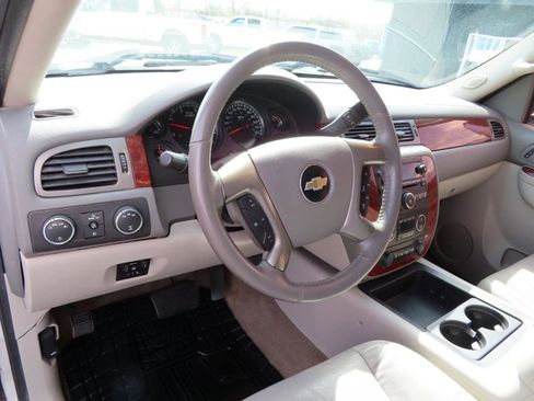 Used 2013 Chevrolet Silverado 2500 LTZ w/ LTZ Plus Package image 28