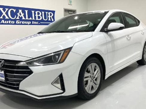 Used 2020 Hyundai Elantra SEL w/ Cargo Package (C1) FWD image 9