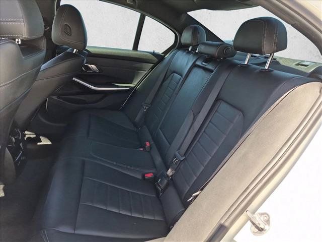 Used 2019 BMW 330i Sedan w/ Convenience Package RWD image 19