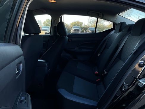 Used 2025 Nissan Versa SV image 10