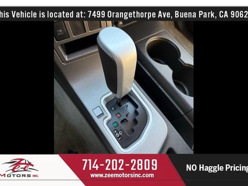 Used 2011 Toyota Sequoia Limited image 30