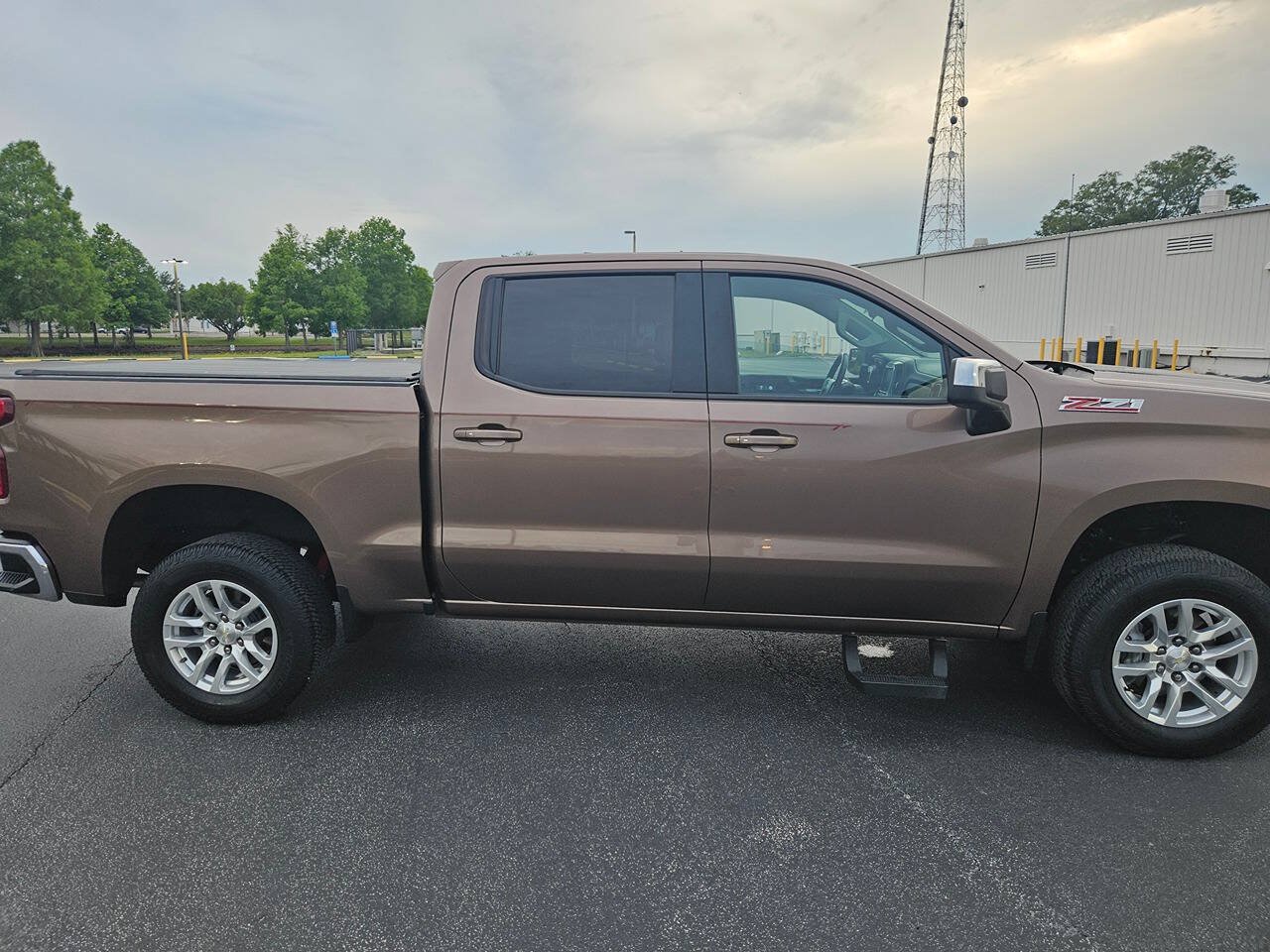 Used 2019 Chevrolet Silverado 1500 LT w/ All-Star Edition AWD/4WD image 18