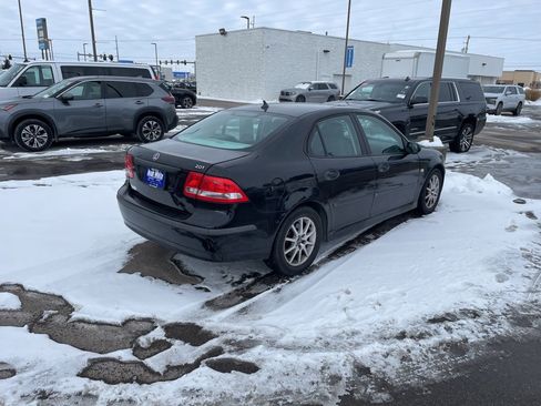 Used 2004 Saab 9-3 Arc image 3