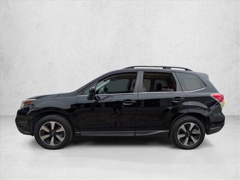 Used 2017 Subaru Forester 2.5i Limited image 2