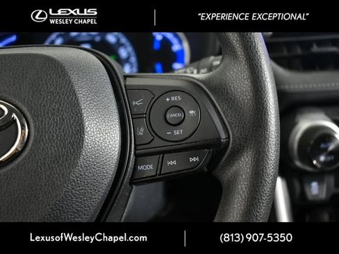 Used 2023 Toyota RAV4 AWD Hybrid image 37