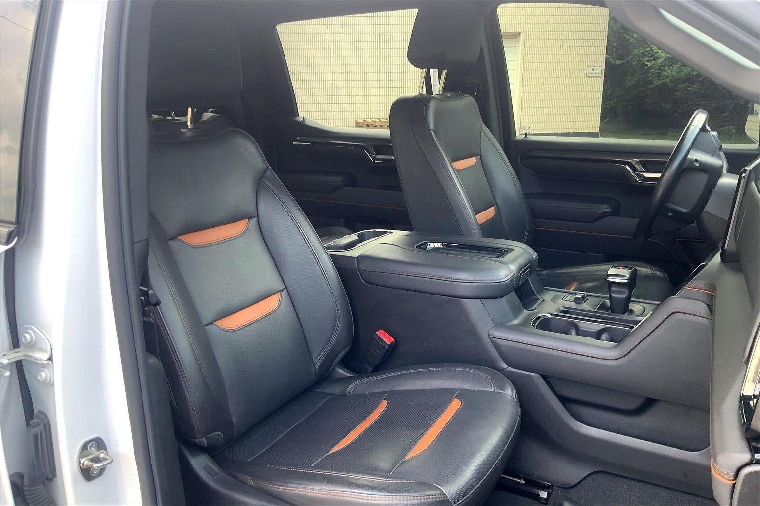 Used 2022 GMC Sierra 1500 AT4 w/ AT4 Preferred Package AWD/4WD image 7