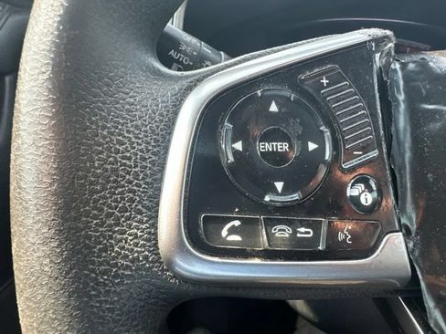 Used 2018 Honda CR-V EX image 17