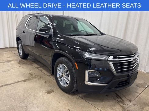 Used 2023 Chevrolet Traverse LT w/ LPO, Floor Liner Package image 1