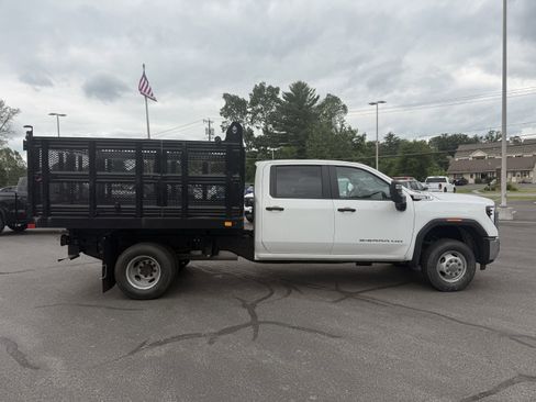 New 2025 GMC Sierra 3500 Pro w/ Convenience Package image 4