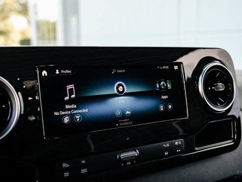 Used 2024 Mercedes-Benz Sprinter 3500 image 64