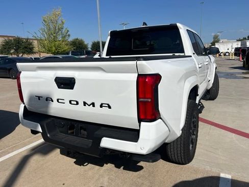 Used 2026 Toyota Tacoma SR5 RWD image 5