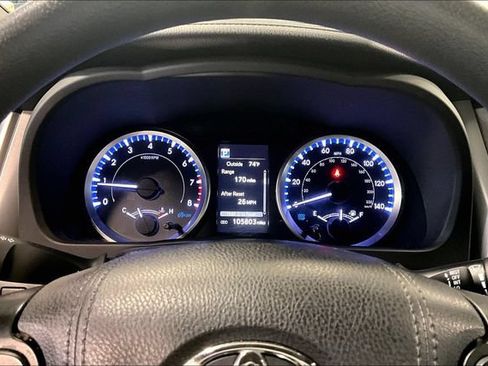 Used 2019 Toyota Highlander LE AWD/4WD image 20