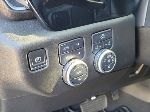 Used 2024 GMC Sierra 1500 Elevation w/ X31 Off-Road Package AWD/4WD image 17