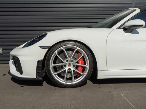 Used 2021 Porsche 718 Boxster Spyder image 12