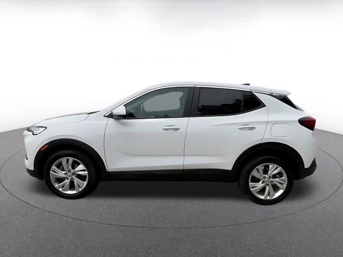 Used 2025 Buick Encore GX Preferred FWD image 9