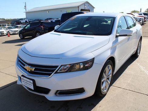 Used 2019 Chevrolet Impala LT image 2