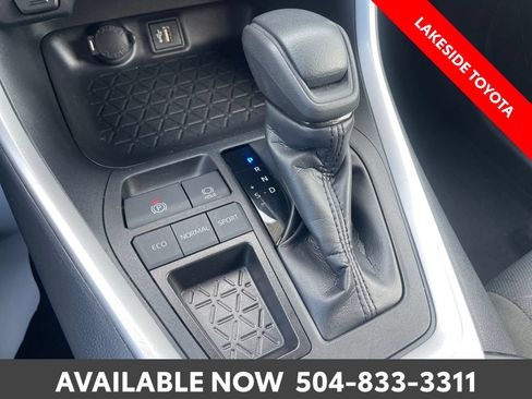 Certified 2025 Toyota RAV4 XLE FWD image 32