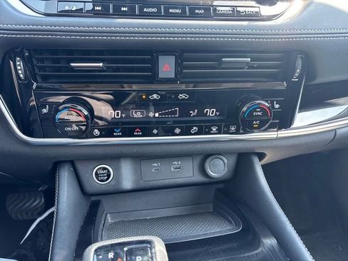 Used 2023 Nissan Rogue SL w/ SL Premium Package AWD/4WD image 17