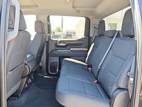Certified 2023 Chevrolet Silverado 1500 LT AWD/4WD image 10