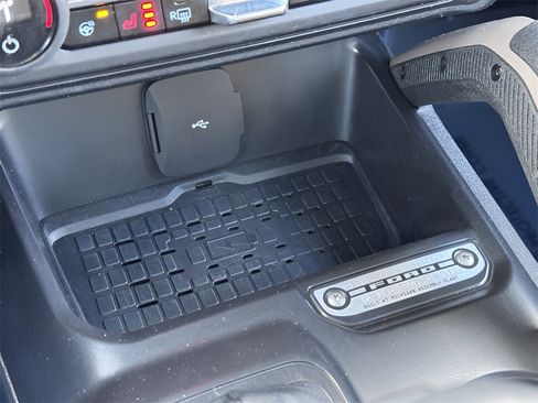 Used 2024 Ford Bronco Outer Banks image 20