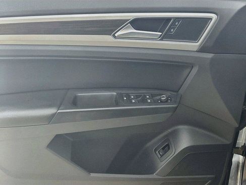Used 2018 Volkswagen Atlas SE AWD/4WD image 18