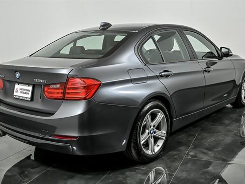 Used 2015 BMW 328i xDrive Sedan AWD/4WD image 9