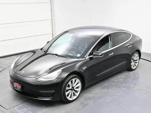 Used 2019 Tesla Model 3 Mid Range image 34