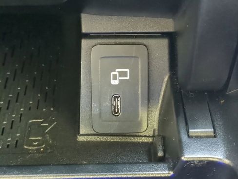 Used 2020 Mercedes-Benz GLC 43 AMG 4MATIC image 23