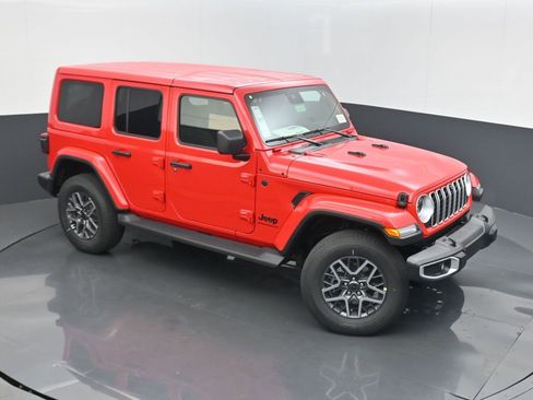 New 2025 Jeep Wrangler Sahara image 35
