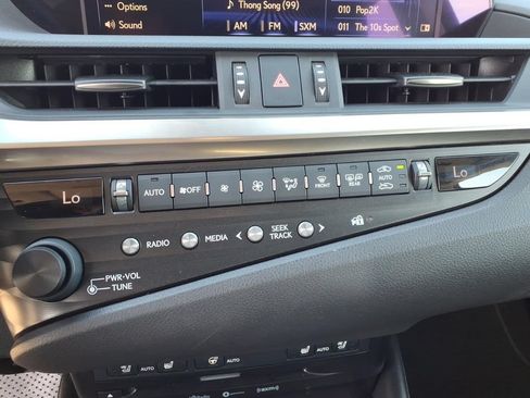 Used 2019 Lexus ES 350 w/ Premium Package FWD image 31