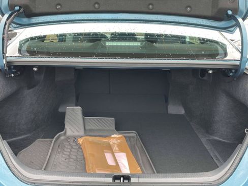 Used 2026 Toyota Camry SE FWD image 10