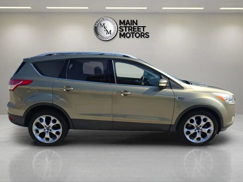 Used 2013 Ford Escape Titanium w/ Parking Technology Pkg AWD/4WD image 6