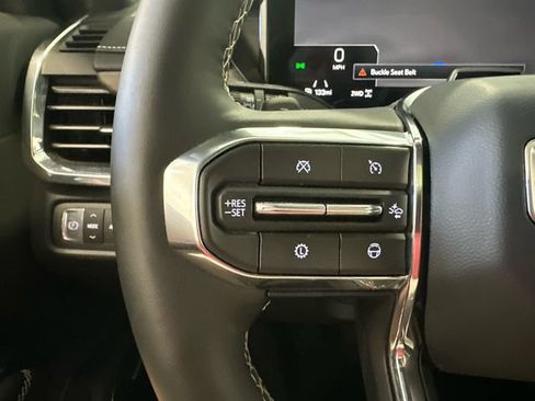 Used 2026 GMC Acadia Denali w/ Super Cruise Package AWD/4WD image 12