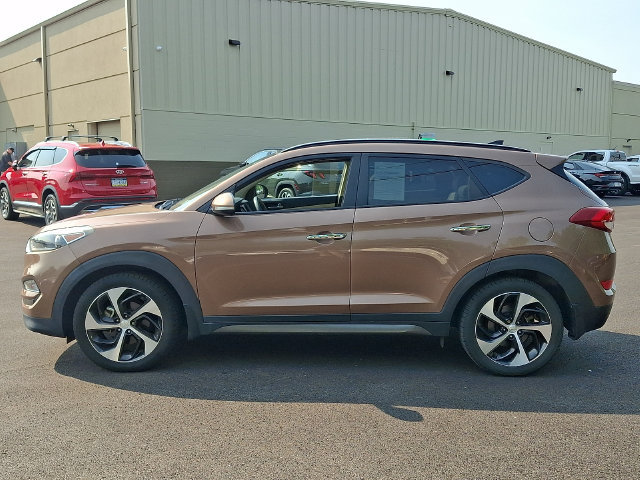 Used 2016 Hyundai Tucson Limited w/ Option Group 03 AWD/4WD image 4