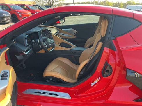 Used 2021 Chevrolet Corvette Stingray Preferred Cpe w/ Z51 Performance Package image 5