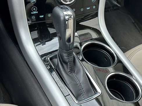 Used 2013 Ford Edge Limited image 23