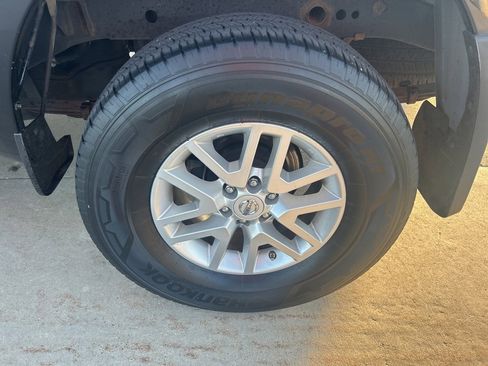 Used 2019 Nissan Frontier SV w/ Value Truck Package image 14