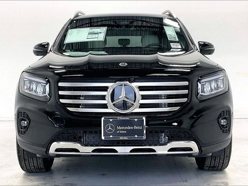 New 2026 Mercedes-Benz GLB 250 image 3