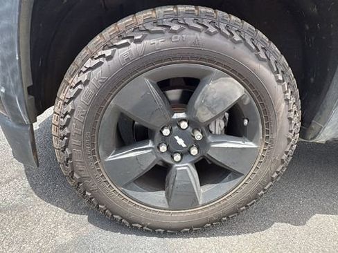 Used 2016 Chevrolet Colorado LT w/ LT Convenience Package RWD image 14